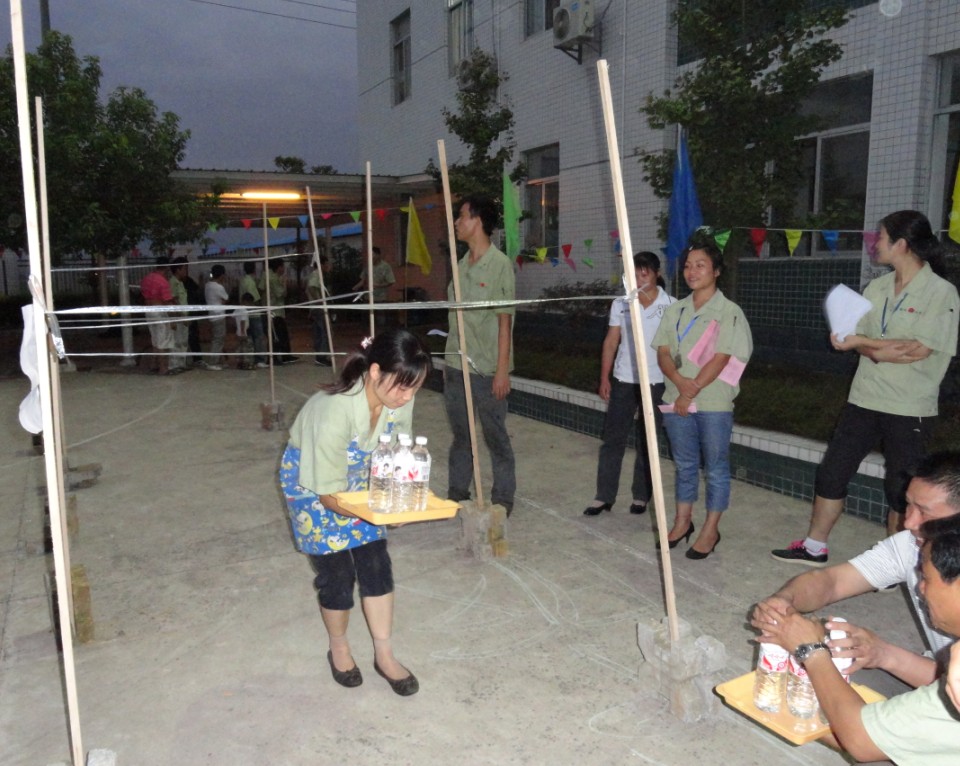 ��(y��u)�����(w��)�T